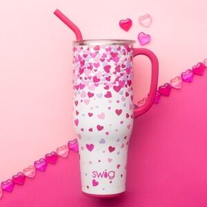 FALLING IN LOVE
Mega Mug 40oz